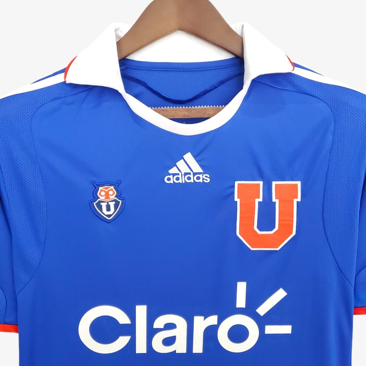 Universidad De Chile Home Retro Jersey 2011/12 - Image 5