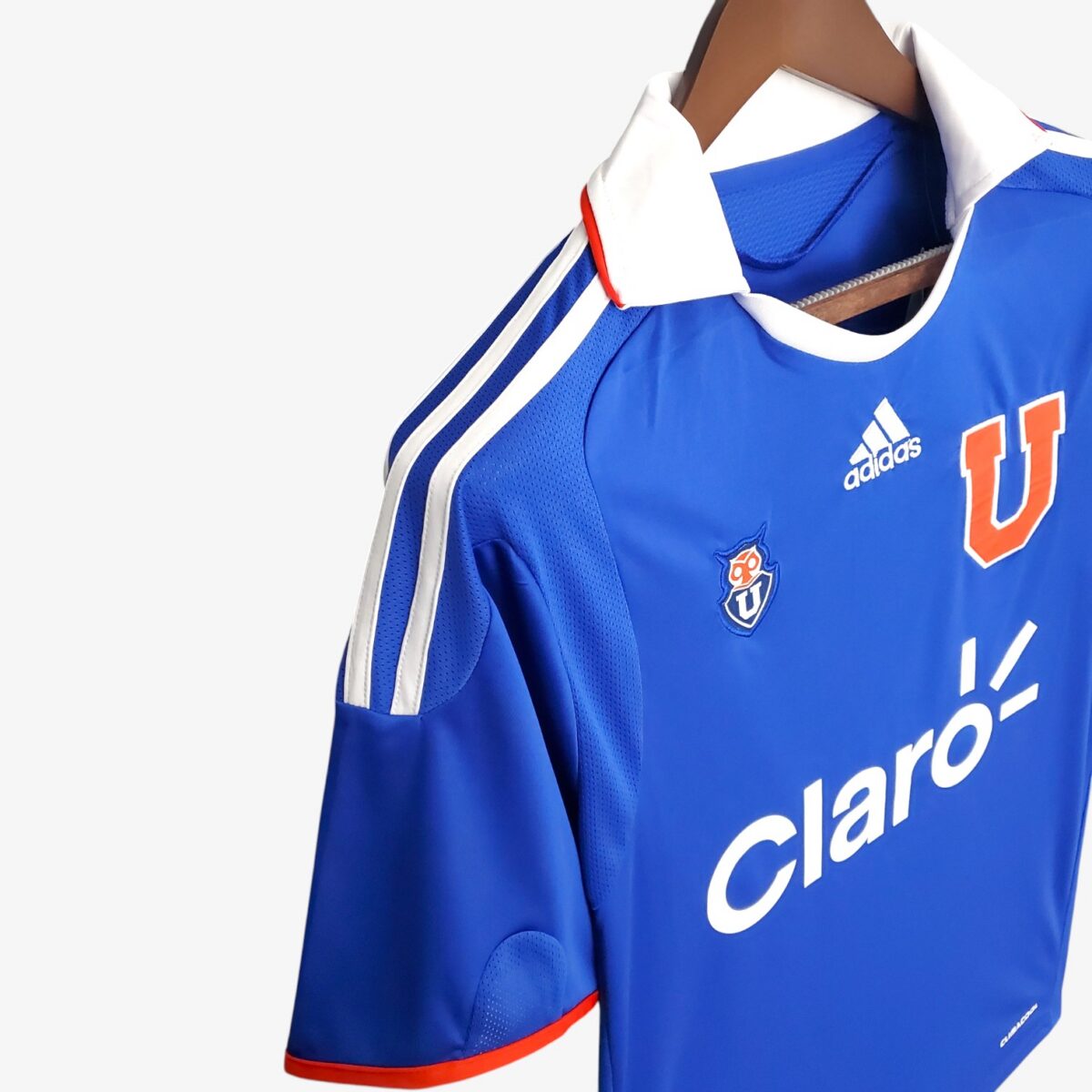 Universidad De Chile Home Retro Jersey 2011/12 - Image 4