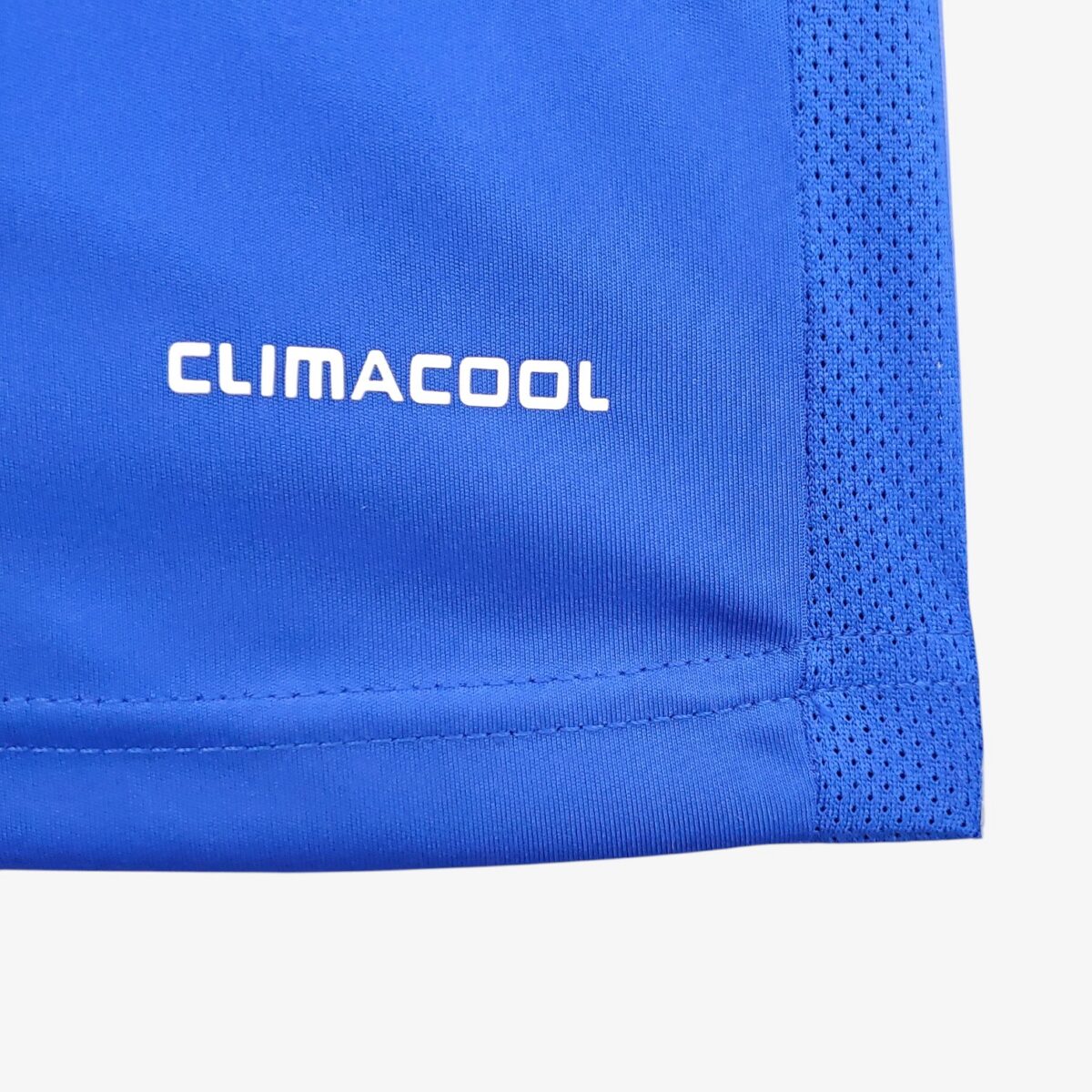 Universidad De Chile Home Retro Jersey 2011/12 - Image 6