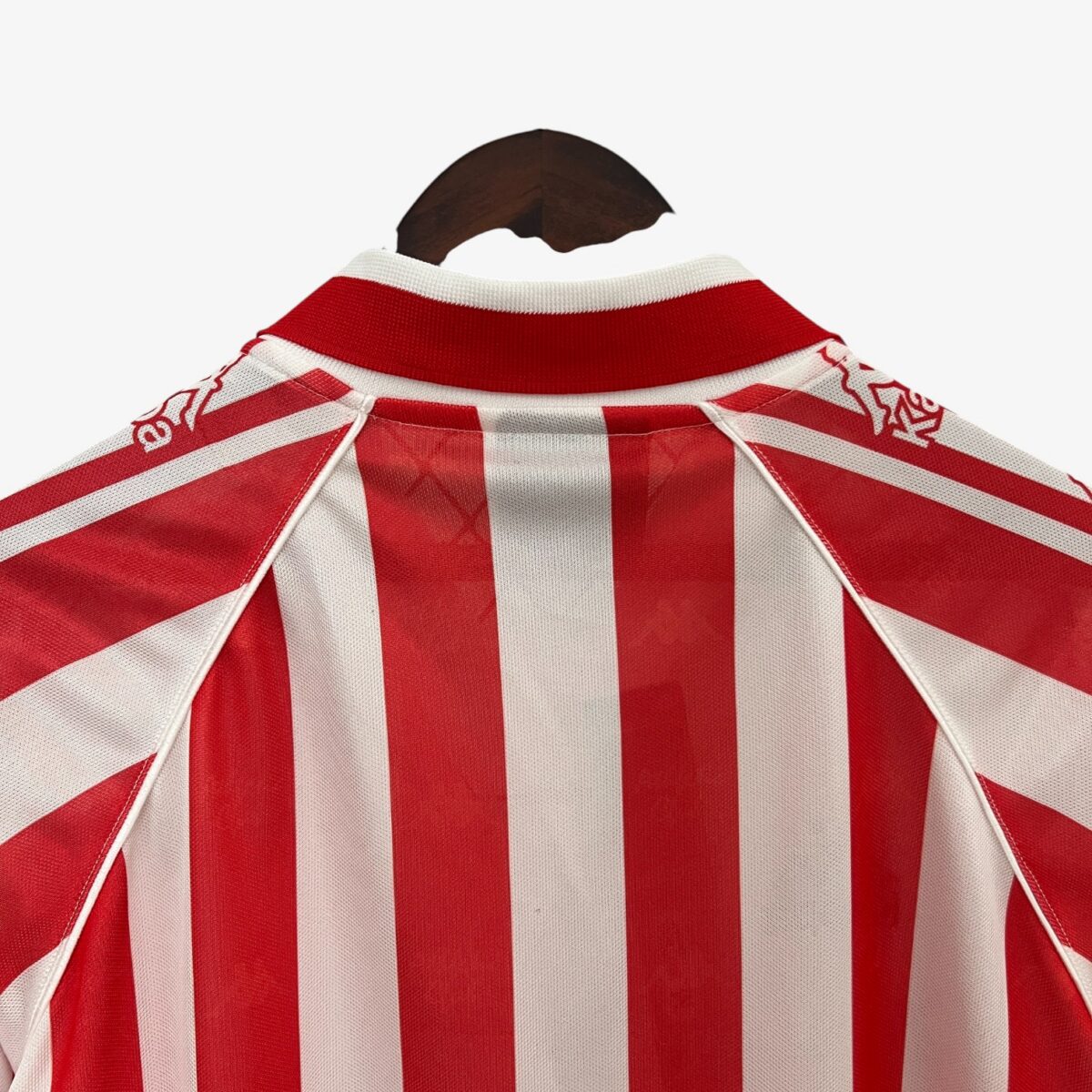 Athletic Bilbao 100th Anniversary Retro Jersey 1997/98 - Image 2
