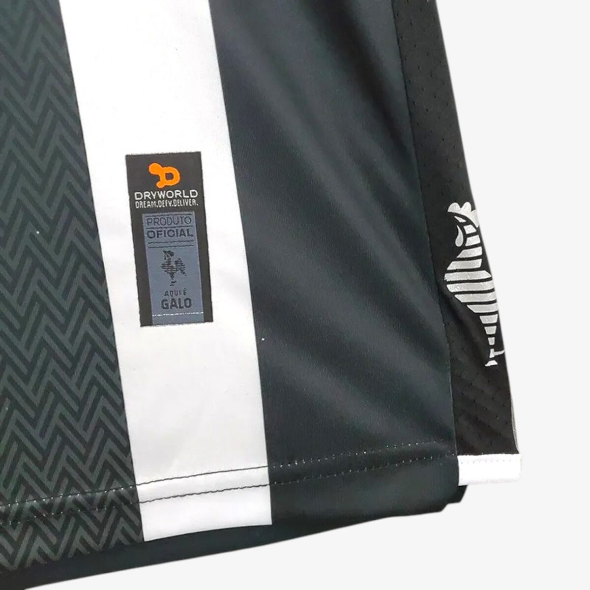 Atletico Mineiro Black Retro Jersey 2016/17 - Image 5