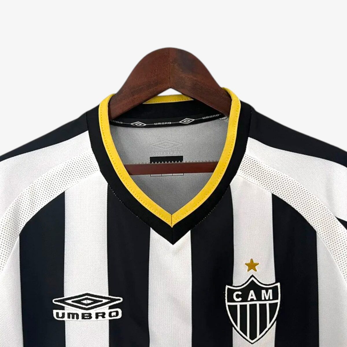 Atletico Mineiro Home Retro Jersey 2003 - Image 3