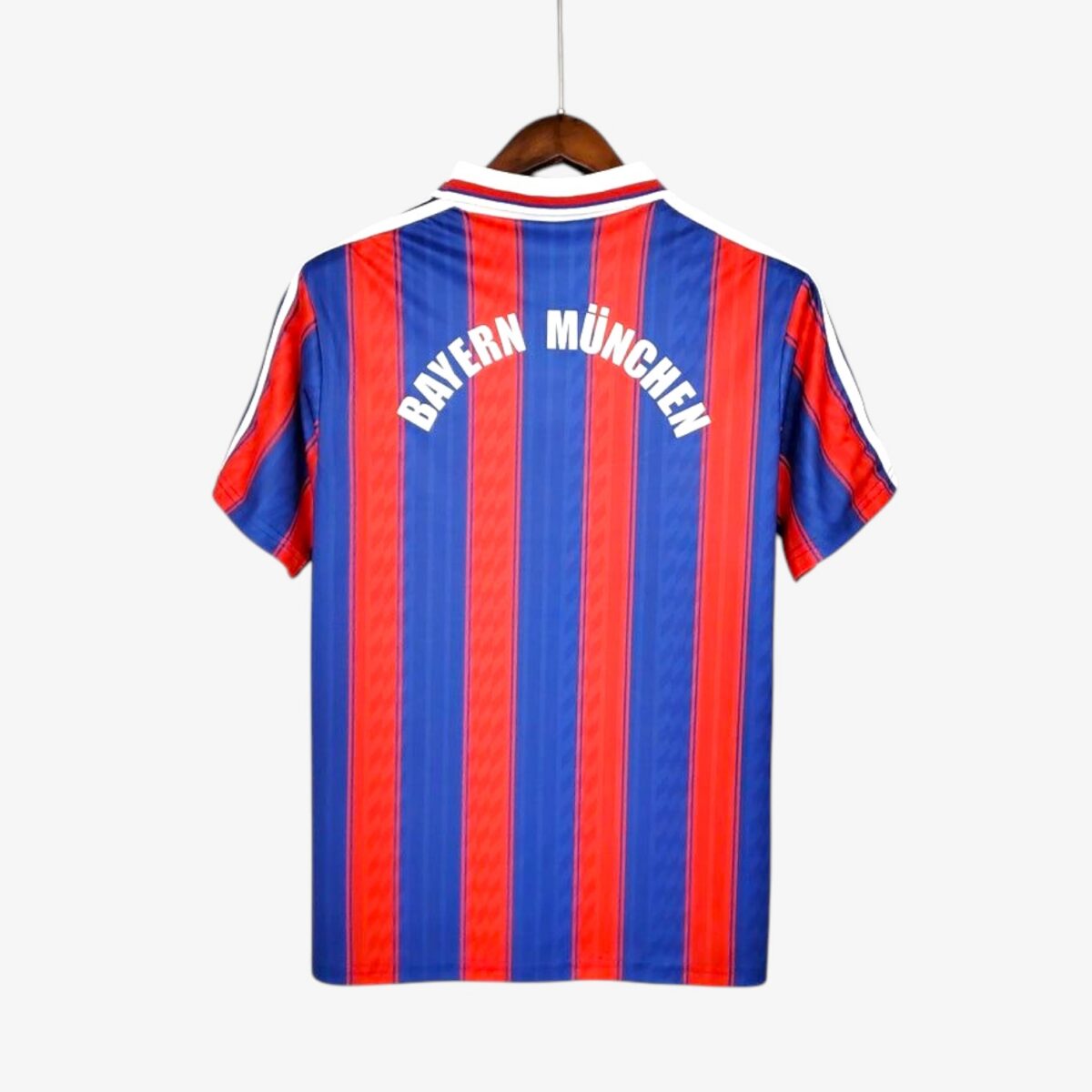 Bayern Munich 95/97 Retro Jersey – Iconic Bavarian Kit - Image 2