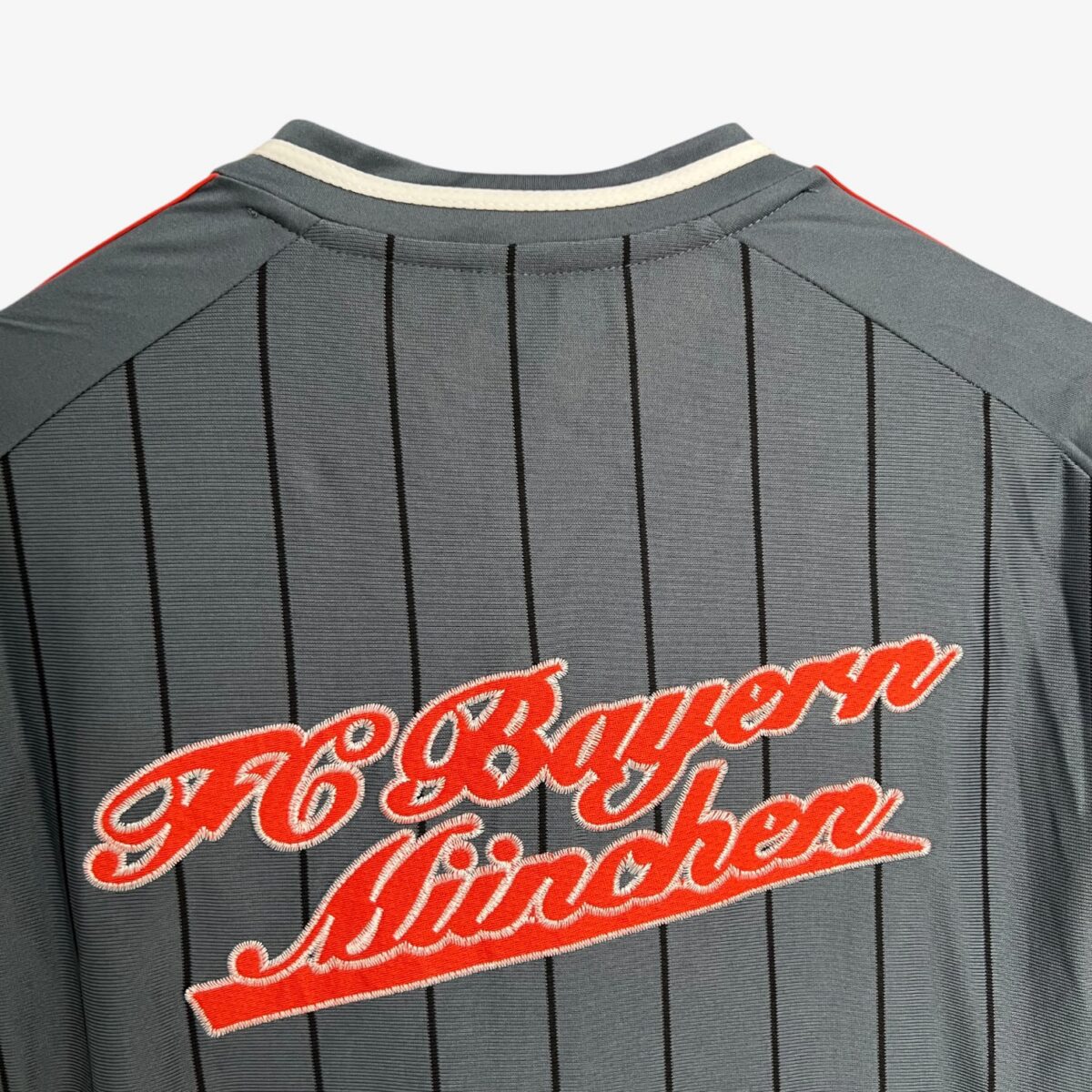 Bayern Munich  Baseball Jersey 2025/26 - Image 2