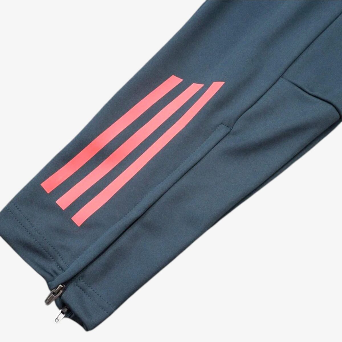 Bayern Munich Dark Grey Jacket Tracksuit 2025/26 - Image 4