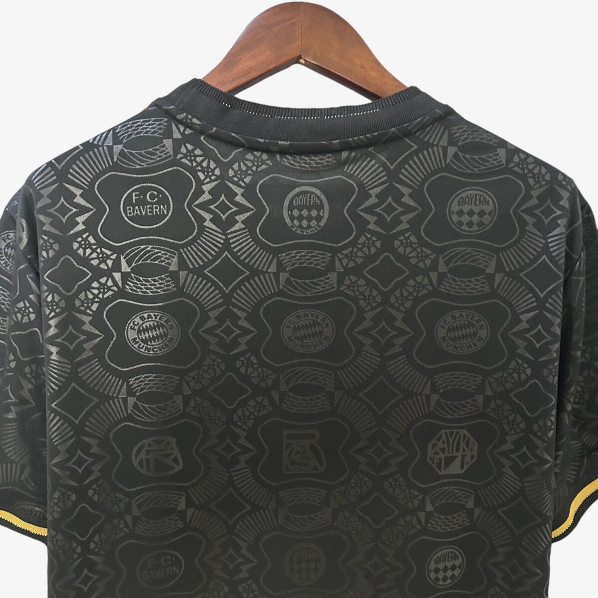 Bayern Munich 125th Anniversary Jersey 2025/26 - Image 5