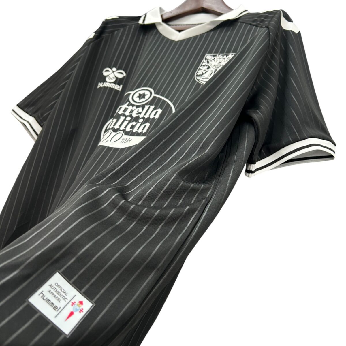 Celta Vigo 100th Anniversary Jersey 2025/26 - Image 4