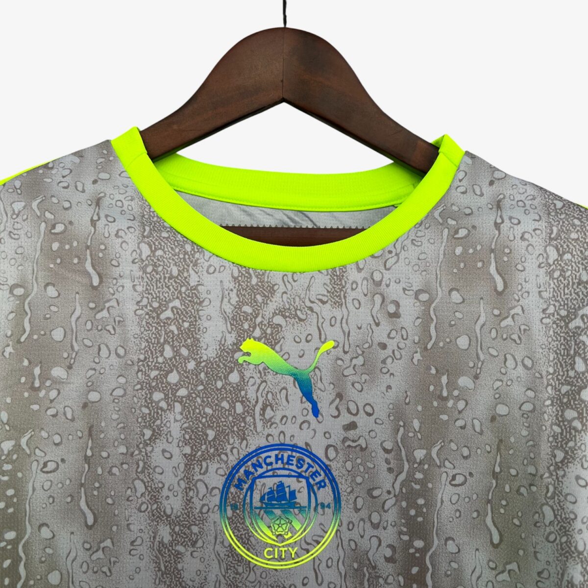 Manchester City Rain or Shine Jersey 2025/26 - Image 4