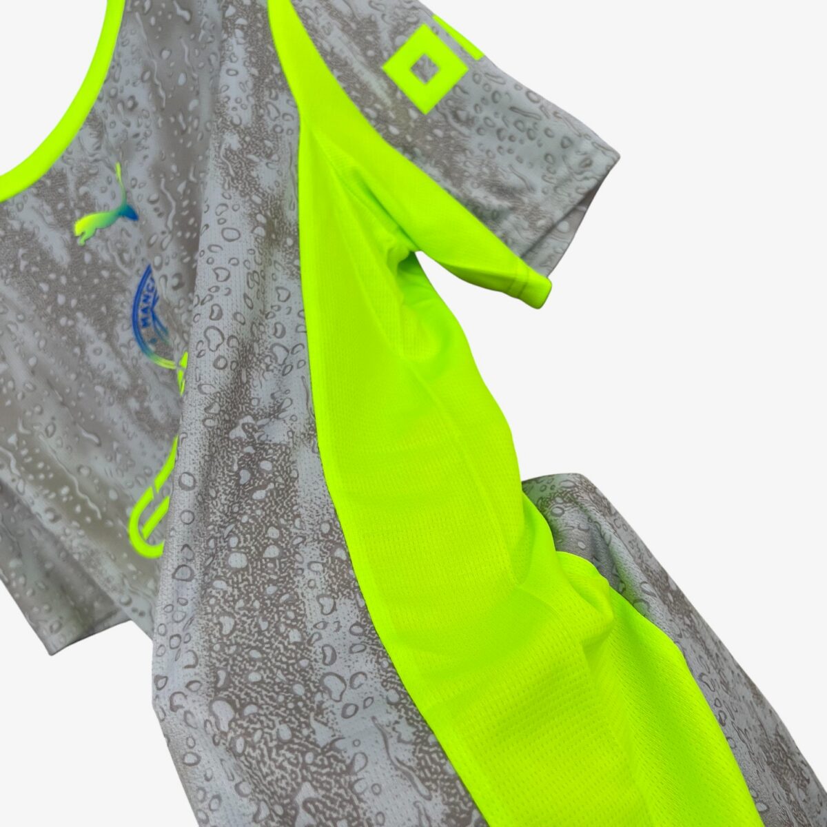 Manchester City Rain or Shine Jersey 2025/26 - Image 5