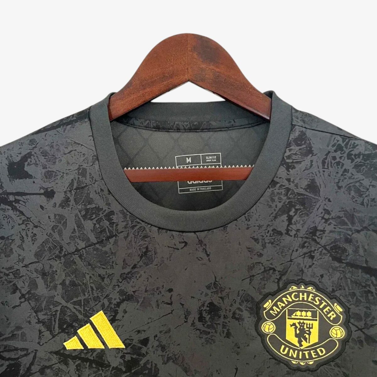 Manchester United Black Special Edition Jersey 2024/25 - Image 3