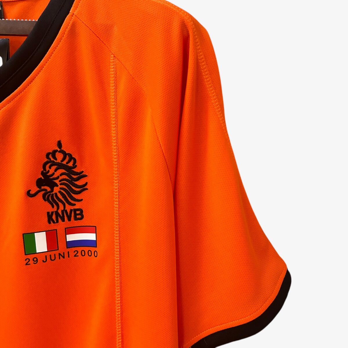 Netherlands Home Retro Jersey 2000 - Image 4