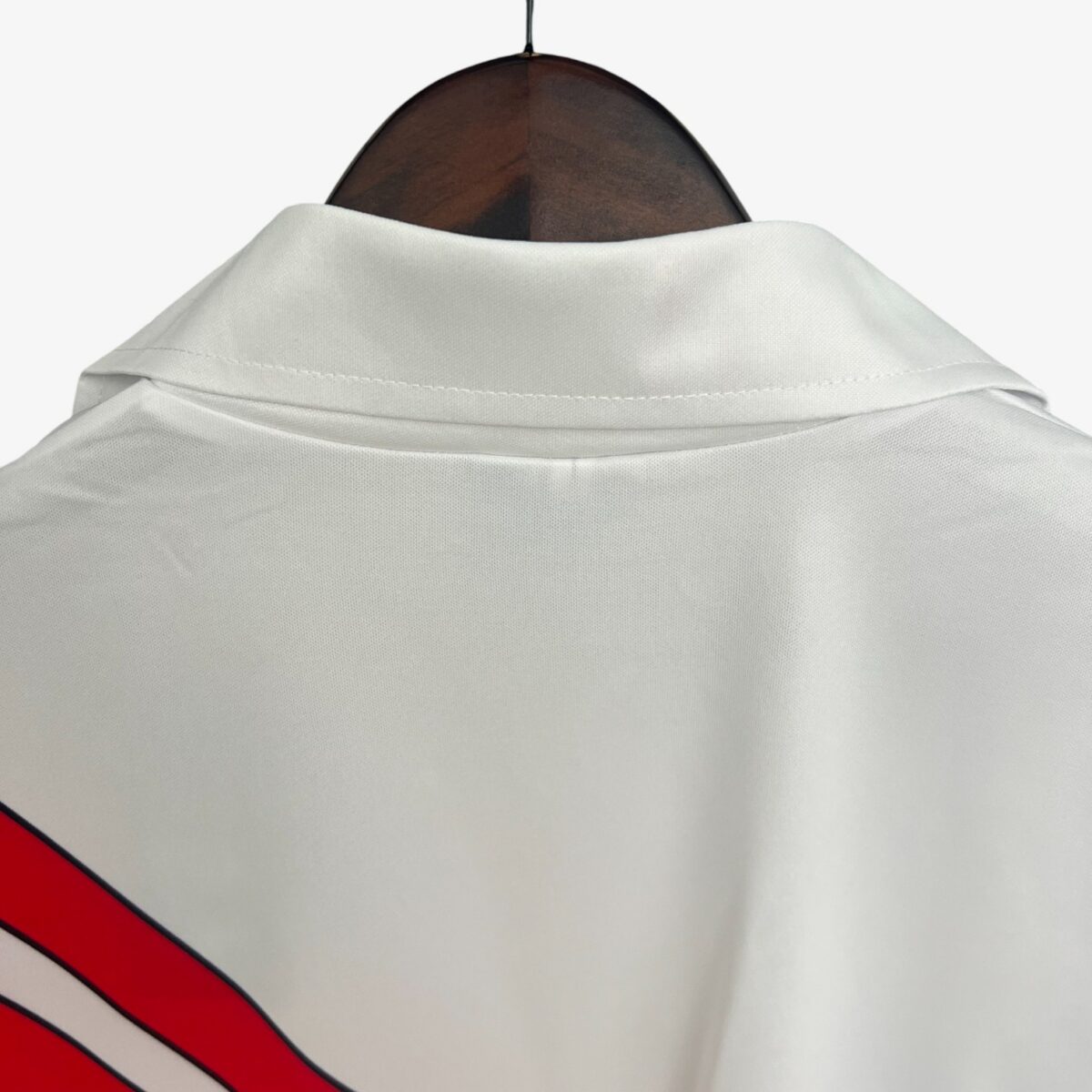 Rayo Vallecano Home Retro Jersey 1997/98 - Image 2
