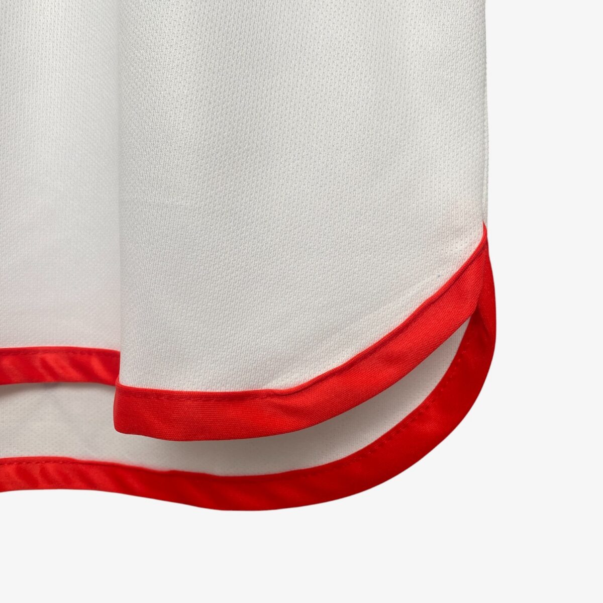 Rayo Vallecano Home Retro Jersey 2001/02 - Image 5