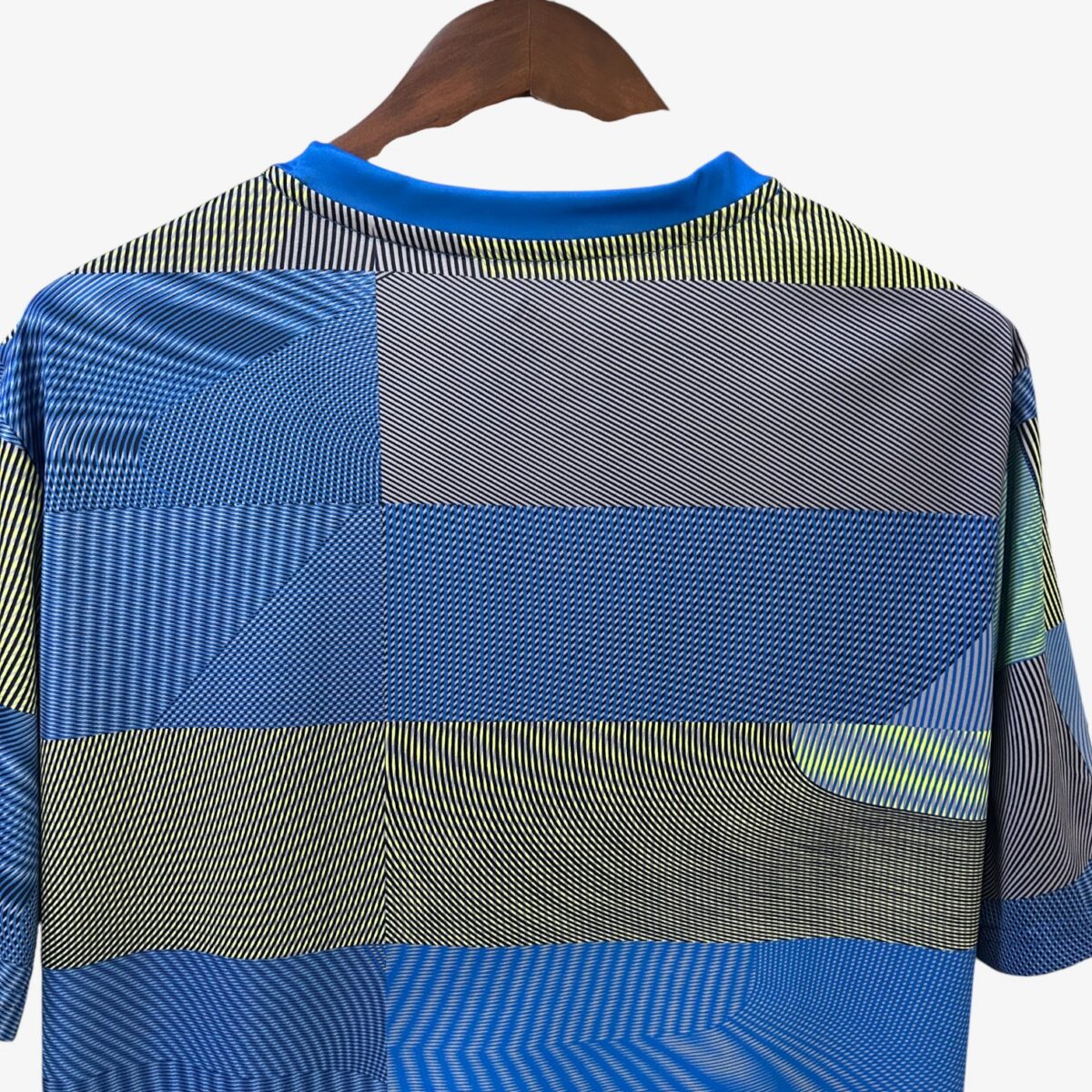 Real Madrid Blue training Jersey 2025/26 - Image 2
