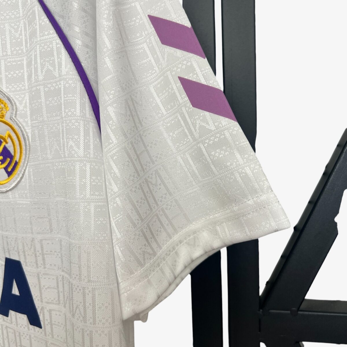 Real Madrid Home Retro Jersey 1990/92 - Image 2