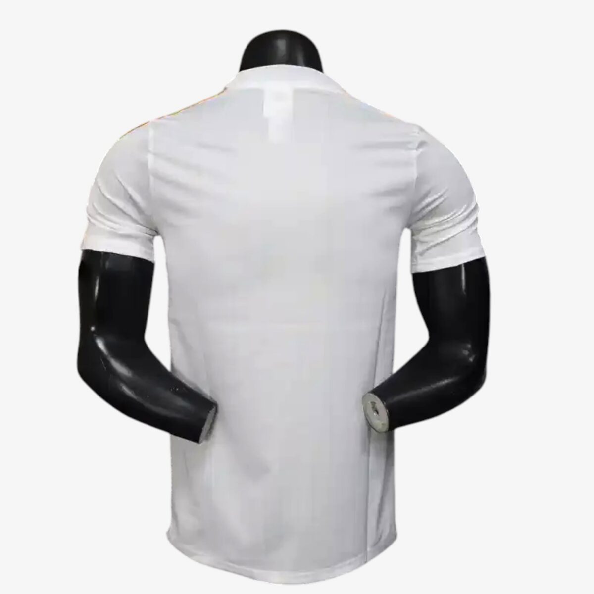 Real Madrid Madrid Retro Version White Jersey 2025/26 - Image 2