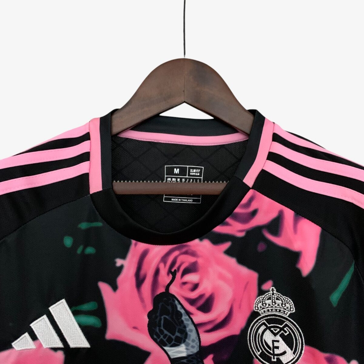 Real Madrid Pink Concept Jersey 2025/26 - Image 2