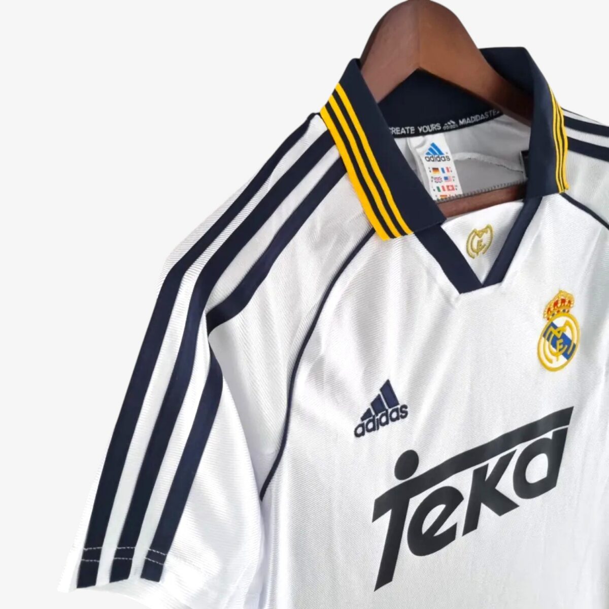 Real Madrid Retro Home Jersey 1999/00 - Image 3