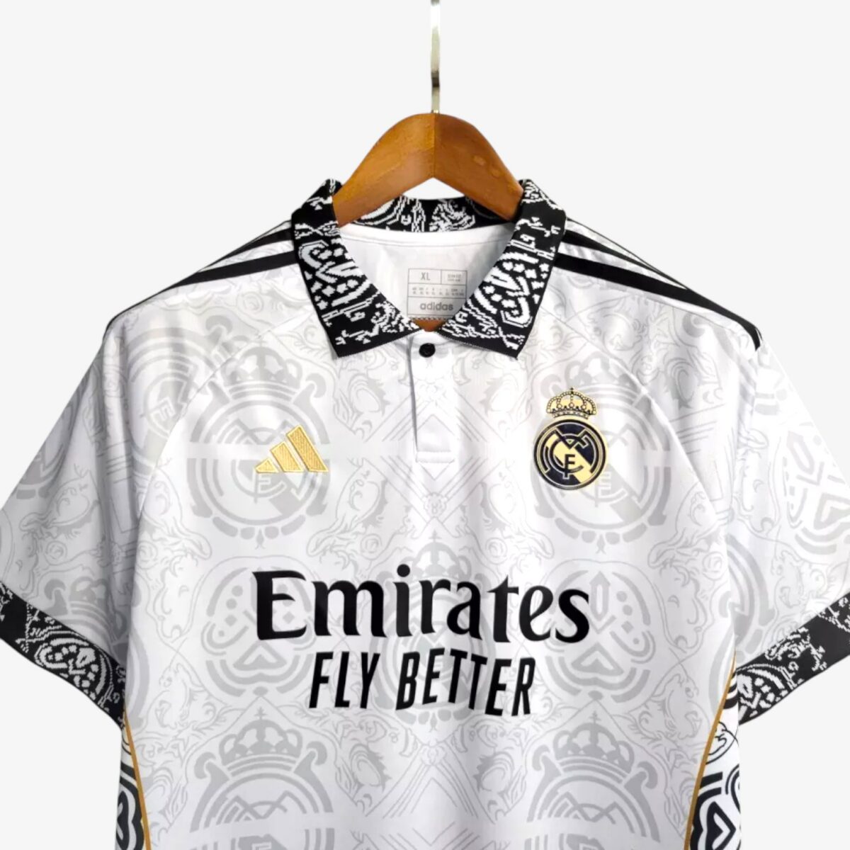 Real Madrid White Royale Edition Jersey 2023/24 - Image 3