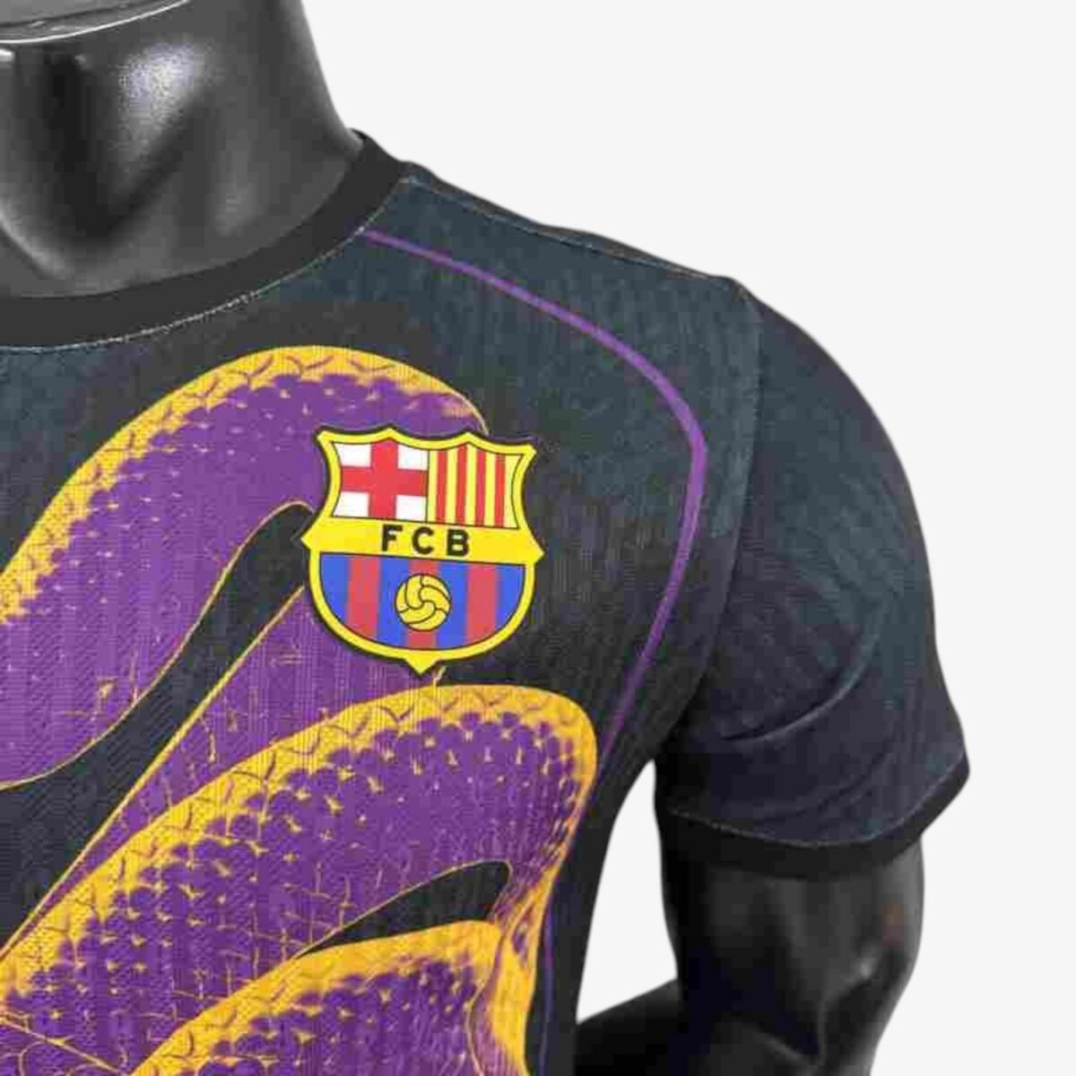 Barcelona Snake Special Jersey Player Version 2025/26 - Image 4