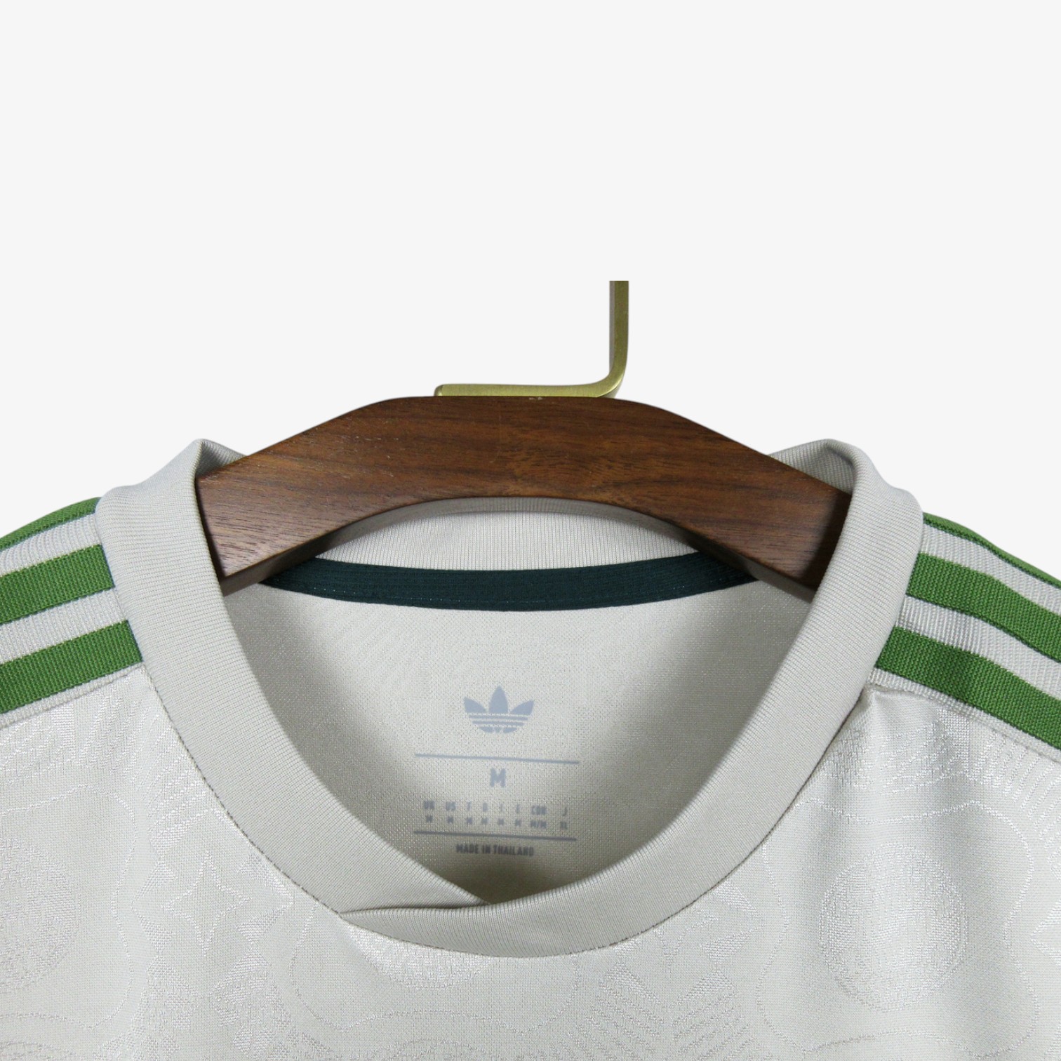 Bayern Munich Oktoberfest Jersey Player Version 2025/26 - Image 5