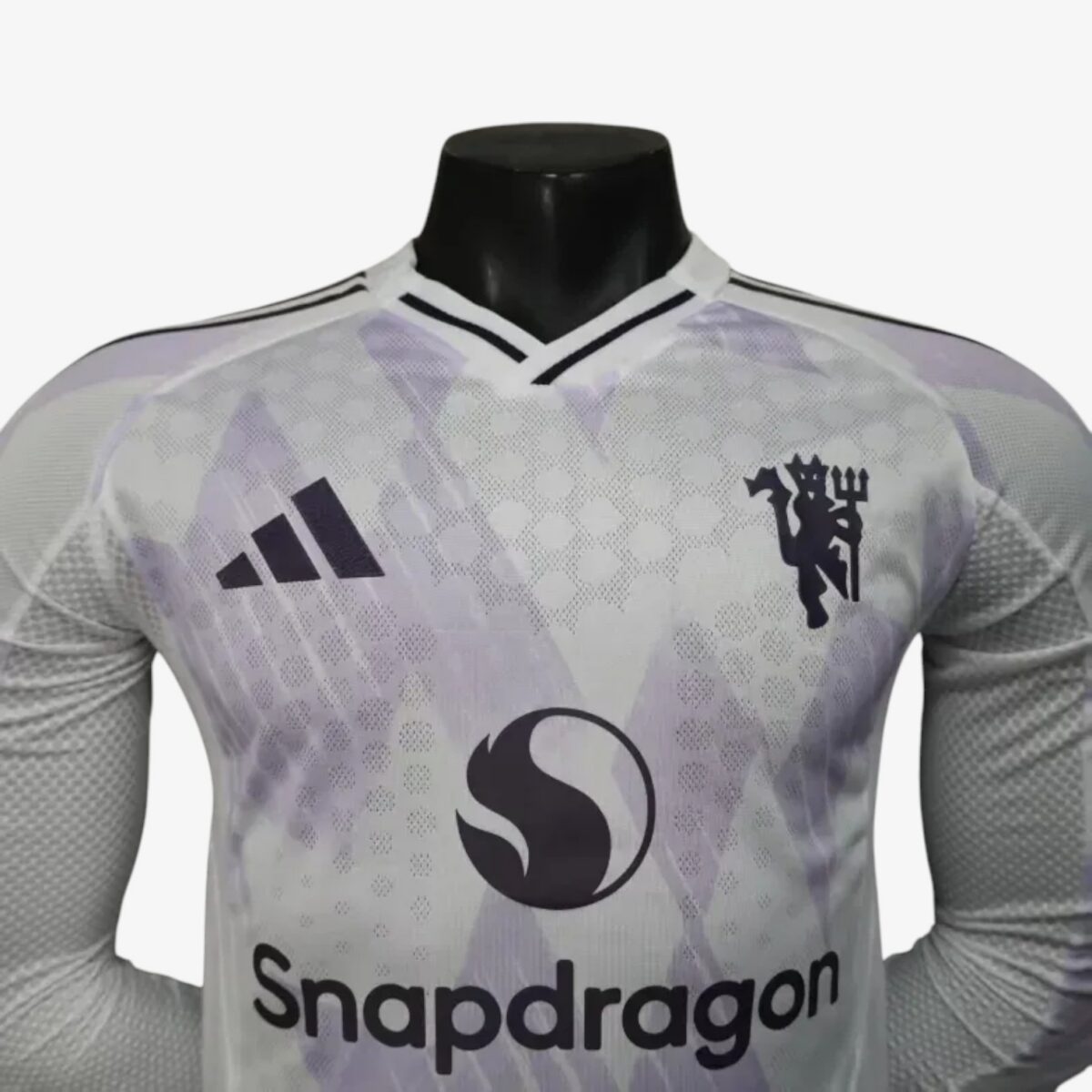 Manchester United Away Long Sleeve Jersey Player Version 2025/26 - Image 4
