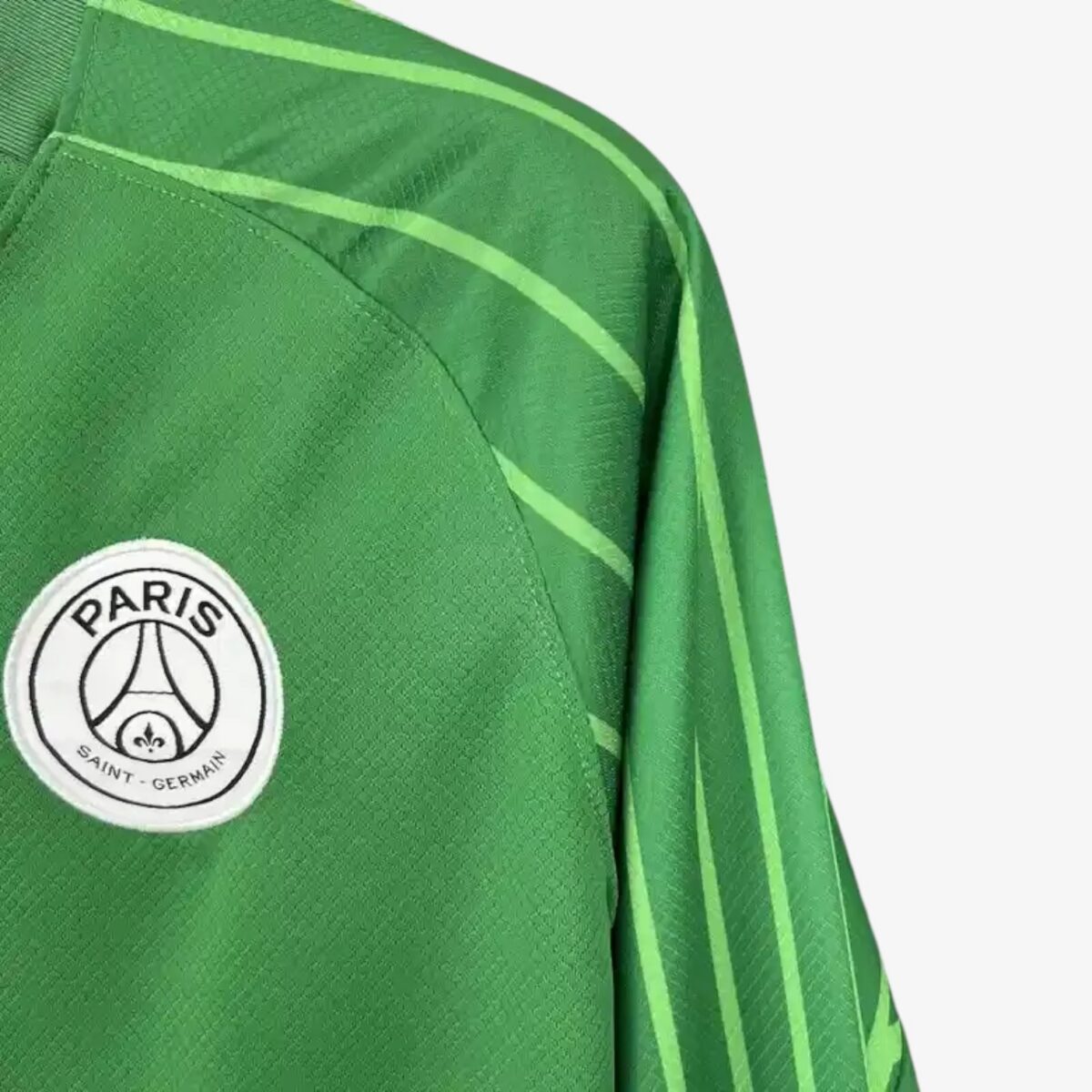 Paris Saint-Germain Green Goalkeeper Long Sleeves Jersey 2025/26 - Image 3