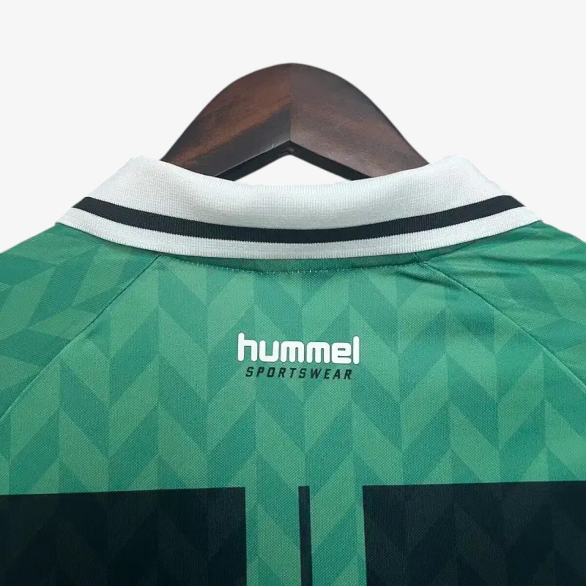 Real Betis Retro Special Edition Jersey 2025/26 - Image 3