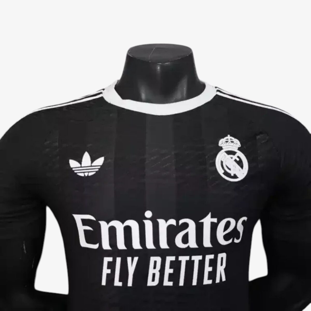 Real Madrid Black Goalkeeper Training Jersey 2025/26 - Image 3