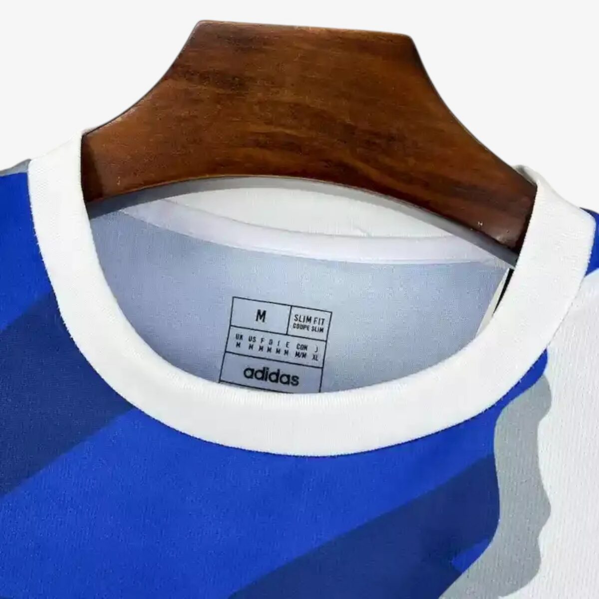 Real Madrid Special Edition Jersey 2025/26 - Image 4
