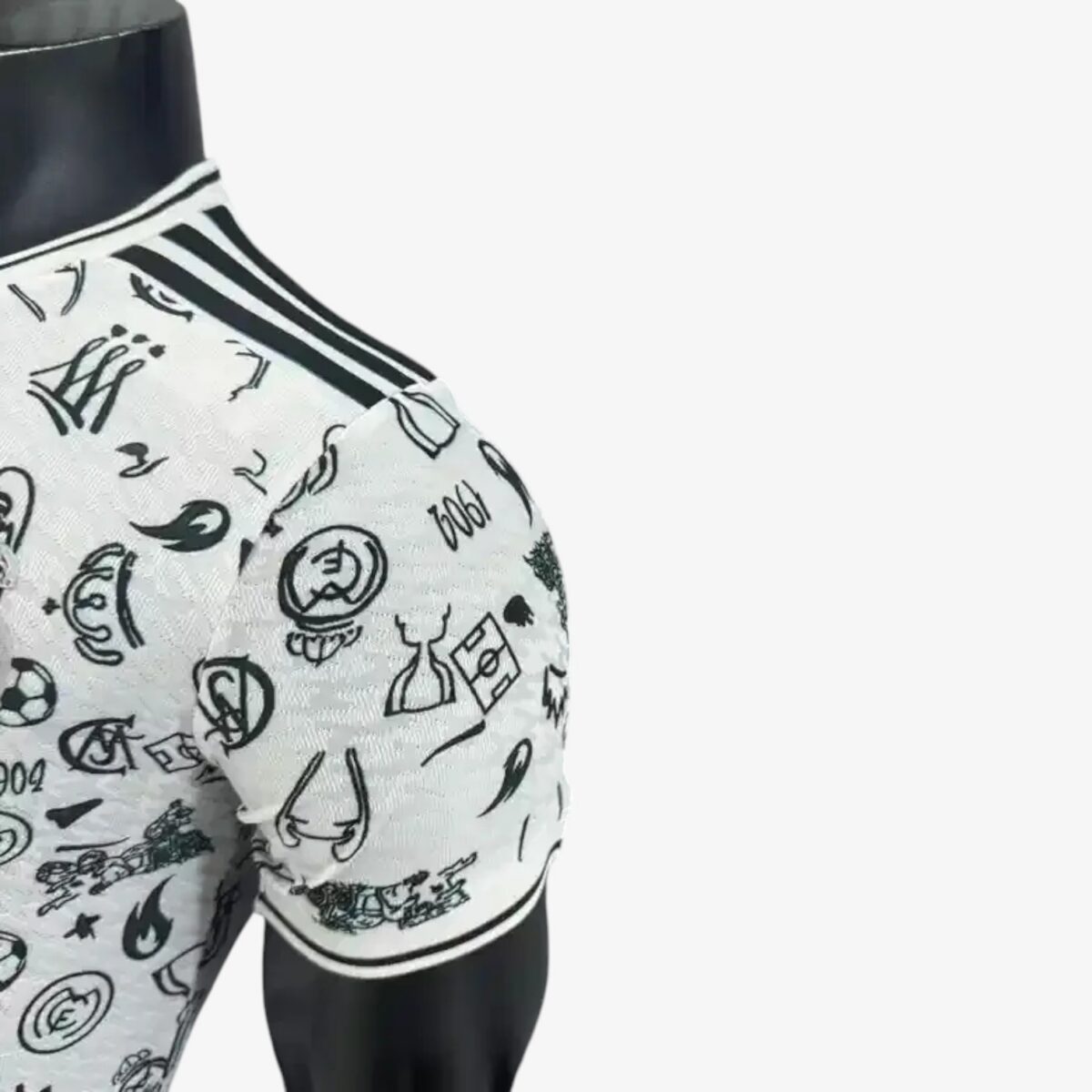 Real Madrid Special Edition Jersey 2025/26 - Image 5