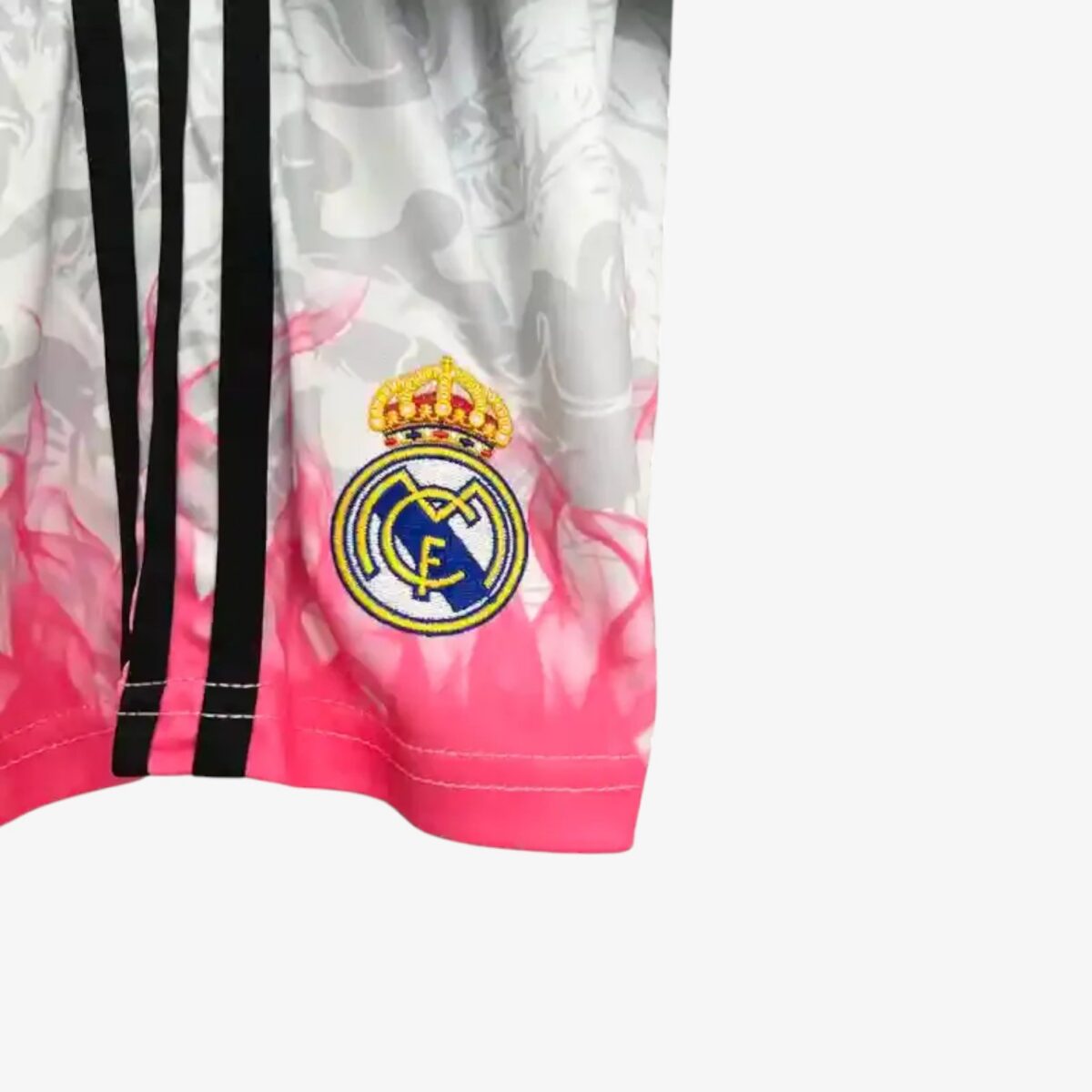 Real Madrid Special Edition Pink Jersey 2025/26 — Kids - Image 5