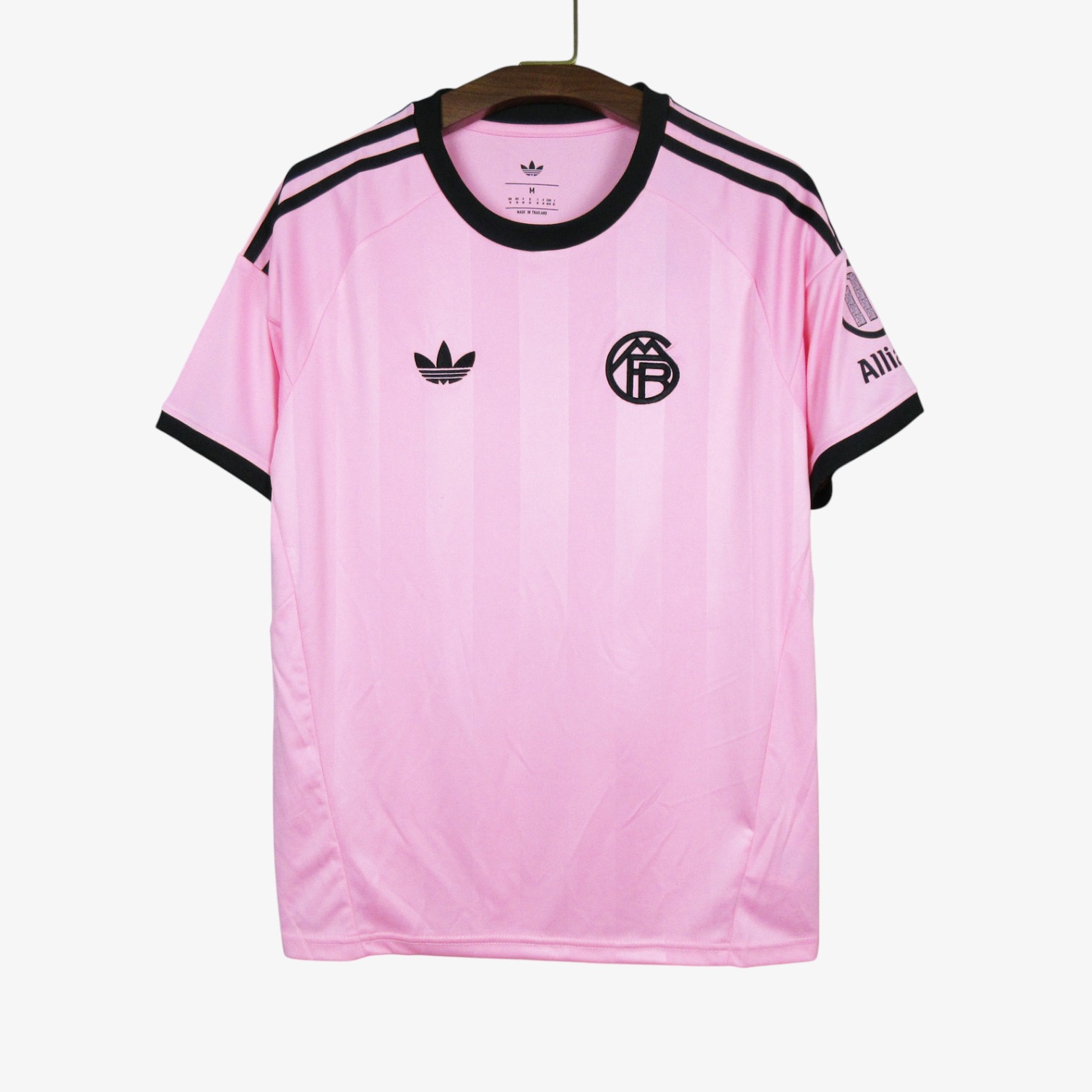 Bayern Munich Third Pink Goalkeeper Jersey 2025/26