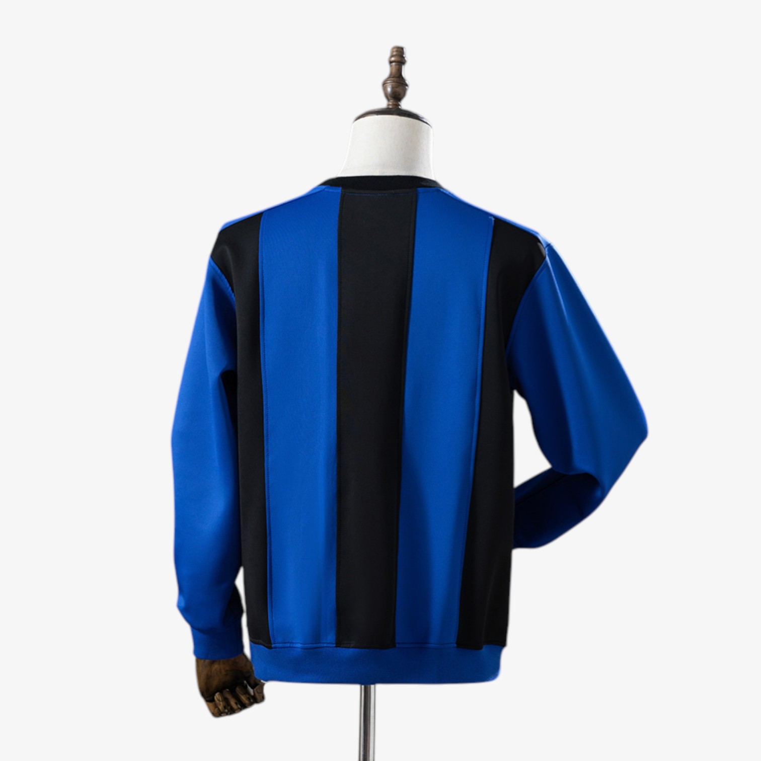 Inter Milan Long-sleeved Sweatshirt 2025/26 - Image 2