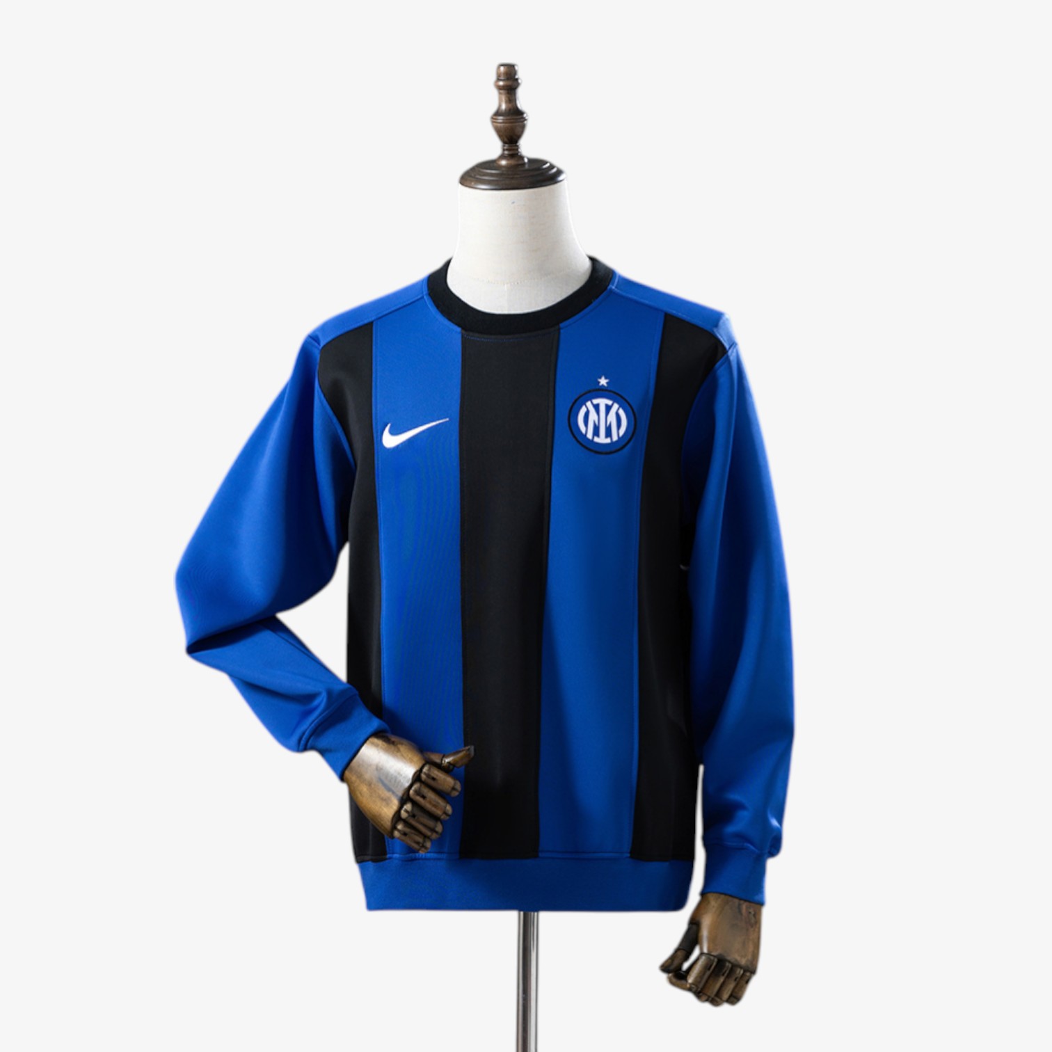Inter Milan Long-sleeved Sweatshirt 2025/26