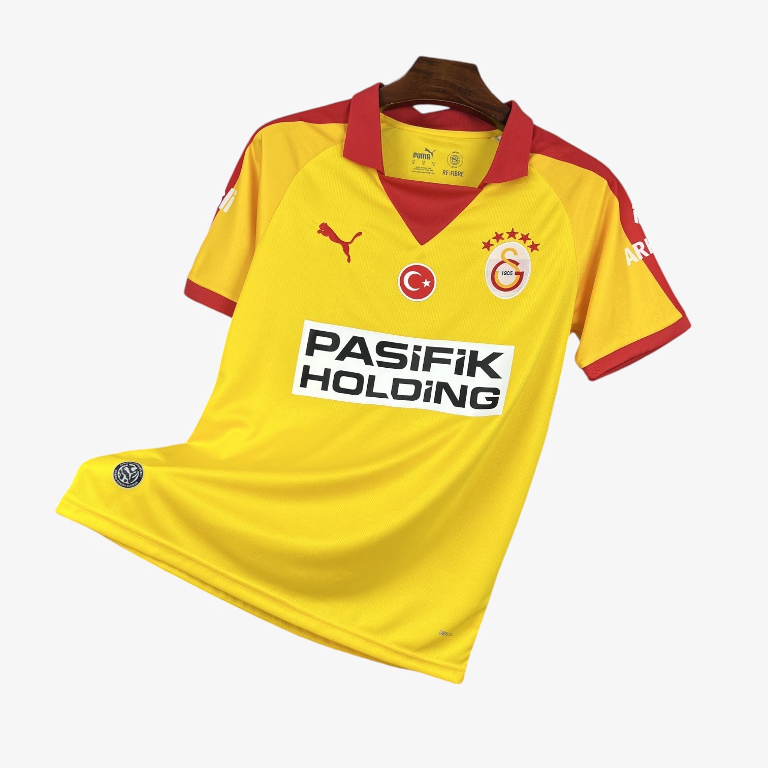 Galatasaray Retro style Jersey 2025/26