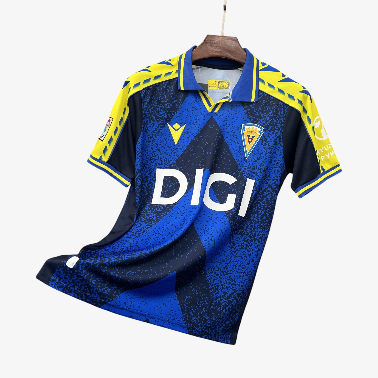 Cadiz Retro Style Jersey 2025/26