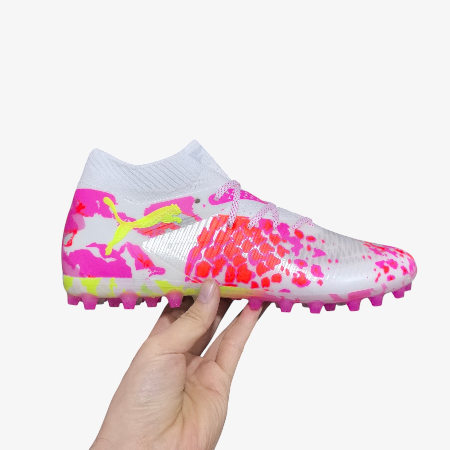 Soccer cleats uture 8 Ultimate AG 2026
