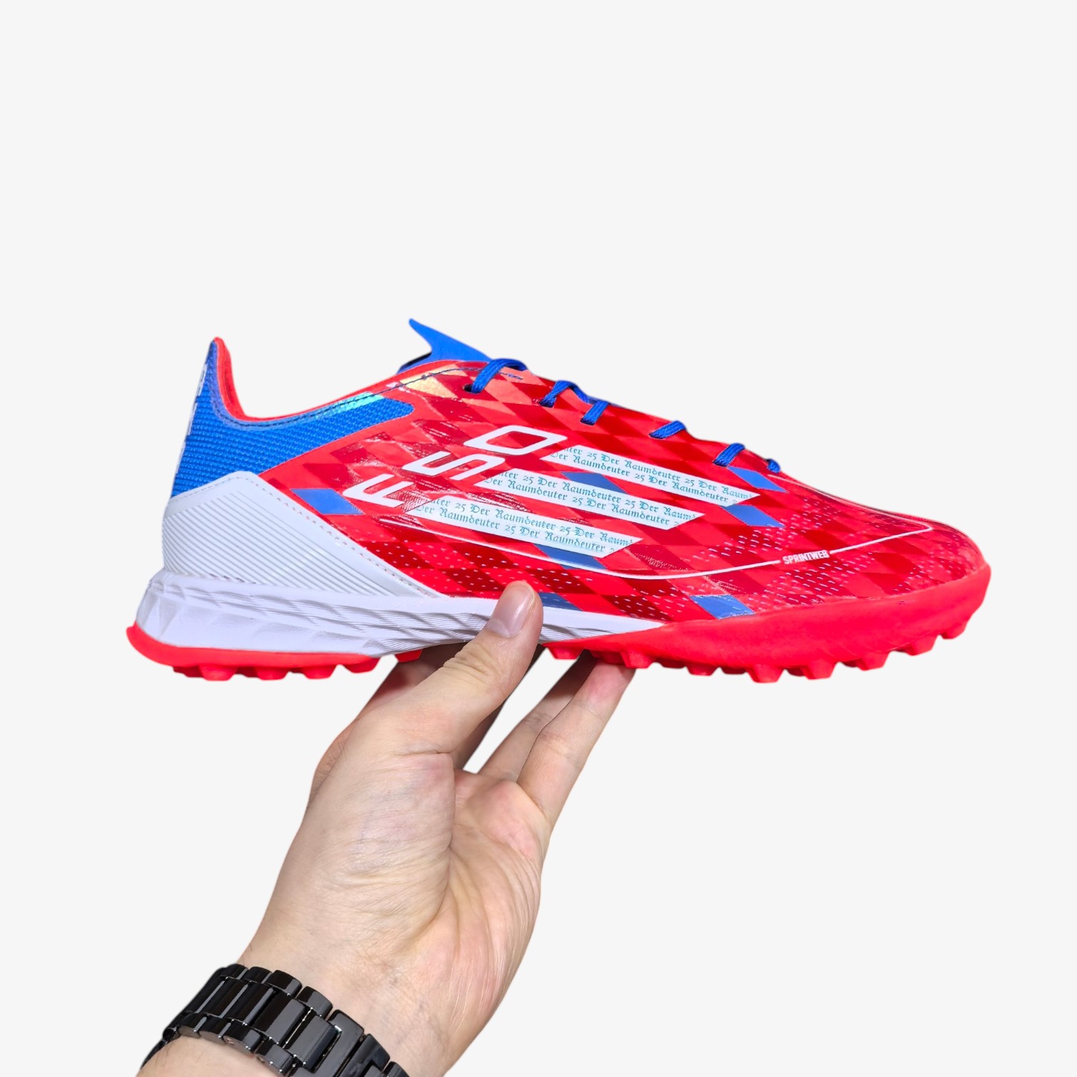 Soccer cleats F50 Laceless FG Reemergence Futsal